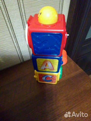 Погремушки Chicco и Кубики Fisher price