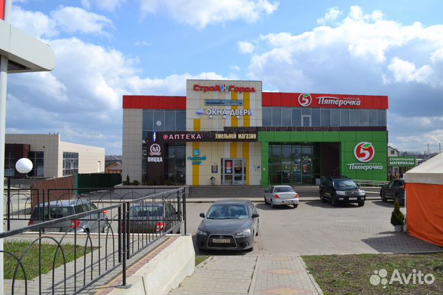 Торговое помещение, 970 м²