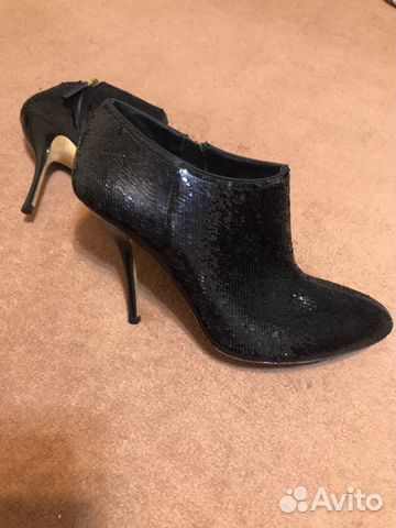 Ботильоны Gucci. Оригинал. 36,5 новые Ботильоны Gucci. Оригинал. 36,5 новые