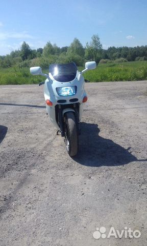 Kawasaki ZZR 1100 Kawasaki ZZR 1100