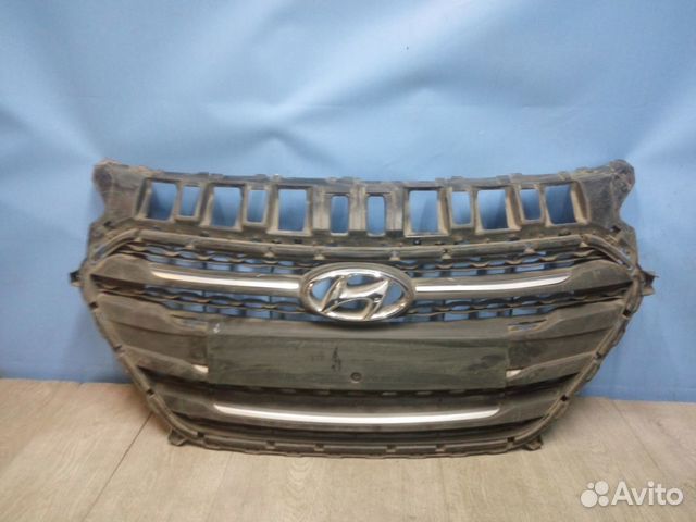 Решетка радиатора Hyundai I30 2 гд 2011