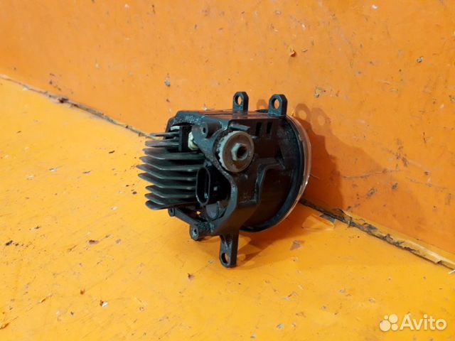 Фара противотуманная левая Toyota Camry XV70 Фара противотуманная левая Toyota Camry XV70