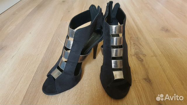 Босоножки женские charles & keith Босоножки женские charles & keith