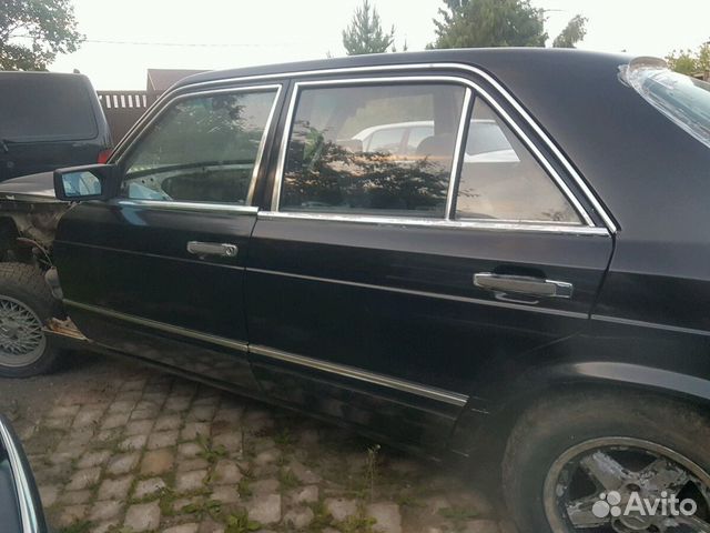 Стекло боковое Мерседес W126