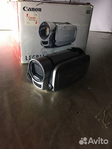 Камера Canon legria FS305