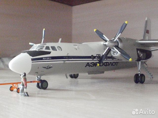 Ан-24рв в М.1:72