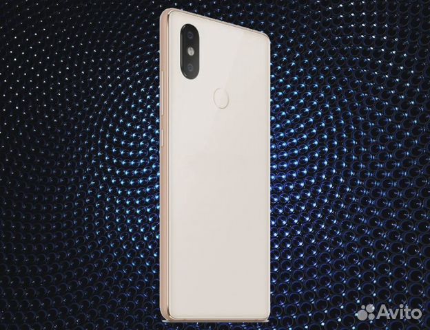 Xiaomi mi 8 SE, 6/64 gb,gold, новый Xiaomi mi 8 SE, 6/64 gb,gold, новый