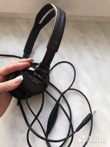 Чёрные наушники Sony mdr-v250 Чёрные наушники Sony mdr-v250
