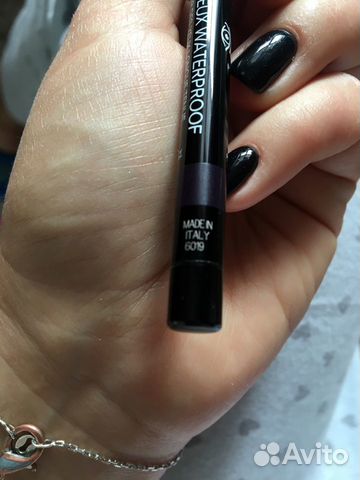 Chanel водостойкий карандаш для глаз Chanel водостойкий карандаш для глаз