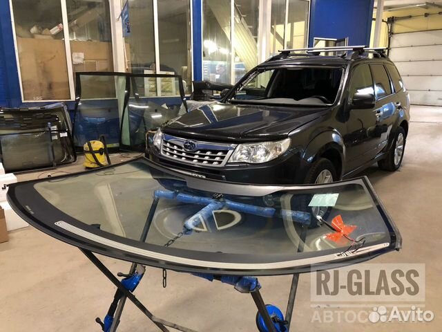 Лобовое стекло Субару Форестер 2008-2012