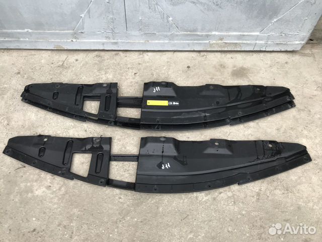 Накладка замка капота Nissan Qashqai J11 Накладка замка капота Nissan Qashqai J11