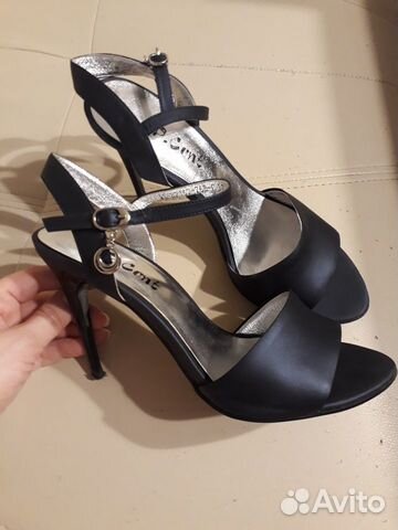 Босоножки кож. б/у P.Cont 37 размер Босоножки кож. б/у P.Cont 37 размер
