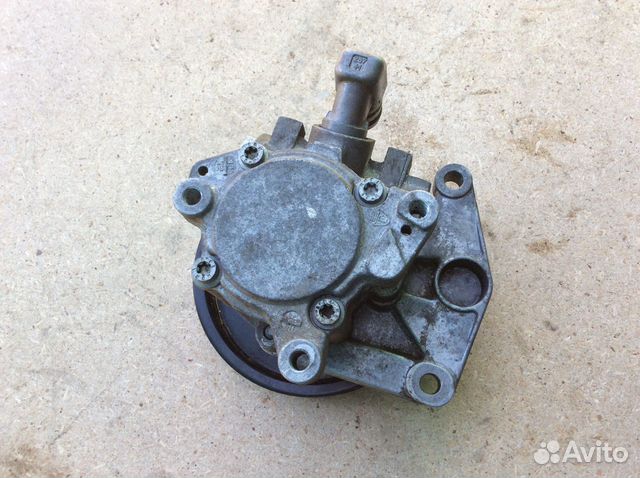 Насос гур Mercedes w164 x164 w251 ML GL R Насос гур Mercedes w164 x164 w251 ML GL R