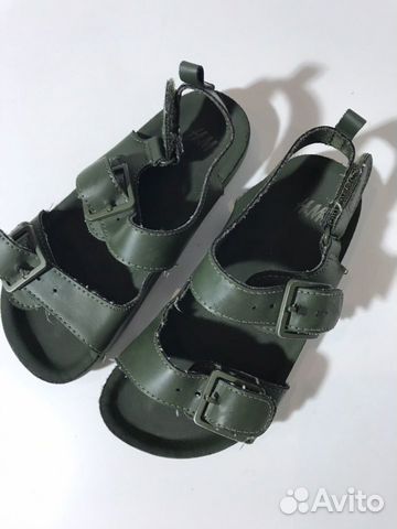 Сандали 28 размер + подарок кроссовки