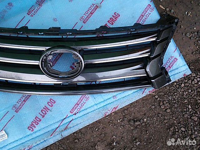 Решетка переднего бампера Лексус лх 570