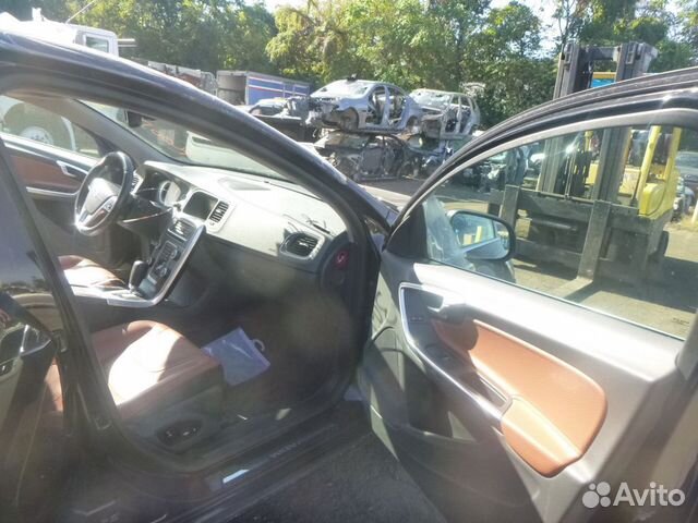 Volvo S60 2013 T6 Из США Приехала в разбор Лев рул Volvo S60 2013 T6 Из США Приехала в разбор Лев рул