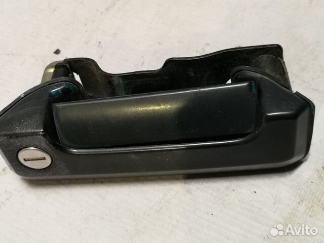 Ручка двери правая Volkswagen Multivan T4 AAF 2.5L