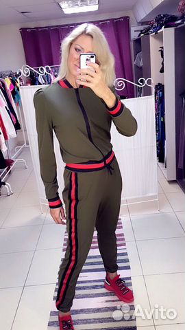 Костюм спортивный женский новый Костюм спортивный женский новый