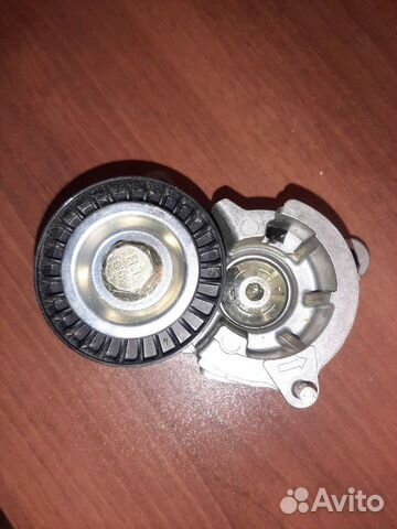 Ролик натяжителя приводного ремня на пежо, ситроен Ролик натяжителя приводного ремня на пежо, ситроен