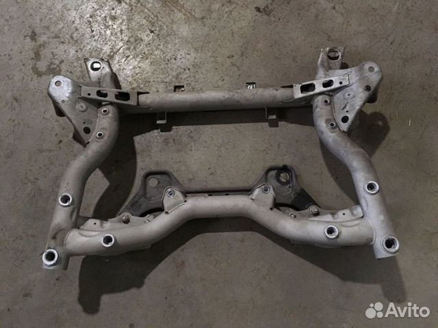 Передний подрамник Mercedes-Benz E-Class W212 Передний подрамник Mercedes-Benz E-Class W212