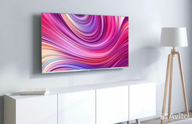 Телевизор Xiaomi Mi TV 4 E55S Pro (Безрамочный) Телевизор Xiaomi Mi TV 4 E55S Pro (Безрамочный)