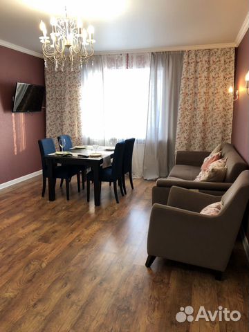 2-к квартира, 72 м², 4/15 эт.