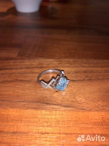 Серебряное кольцо с фианитами