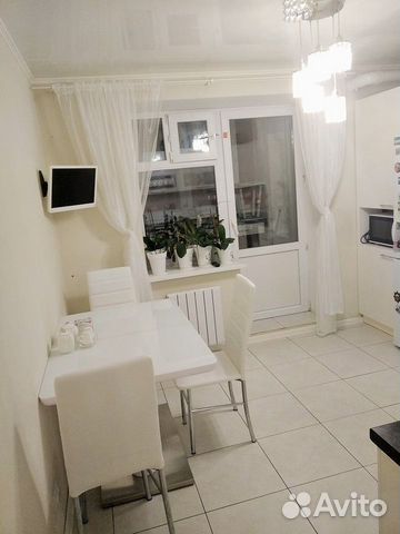 2-к квартира, 62 м², 4/10 эт.