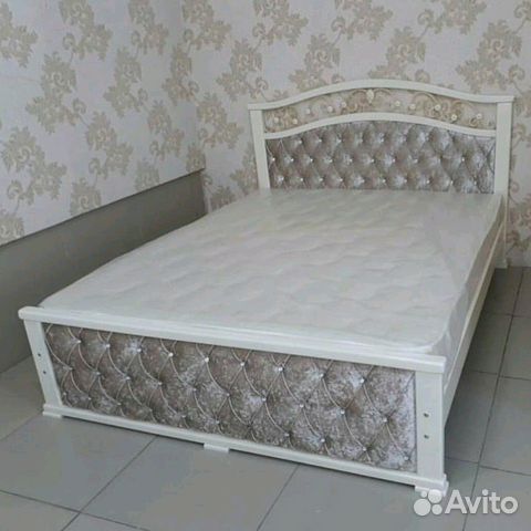Кровати