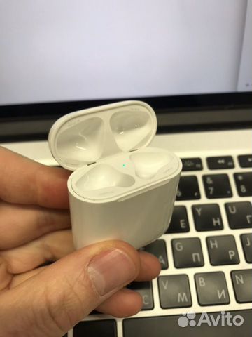 Кейс Airpods. Первое поколение Кейс Airpods. Первое поколение