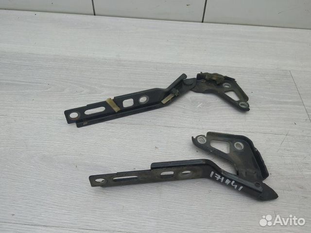 Петли капота 4L0823301 Audi Q7 (4L) 2005-2015