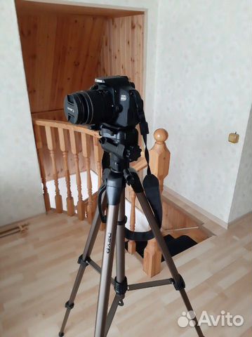 Зеркальный фотоаппарат Canon EOS 650D Зеркальный фотоаппарат Canon EOS 650D