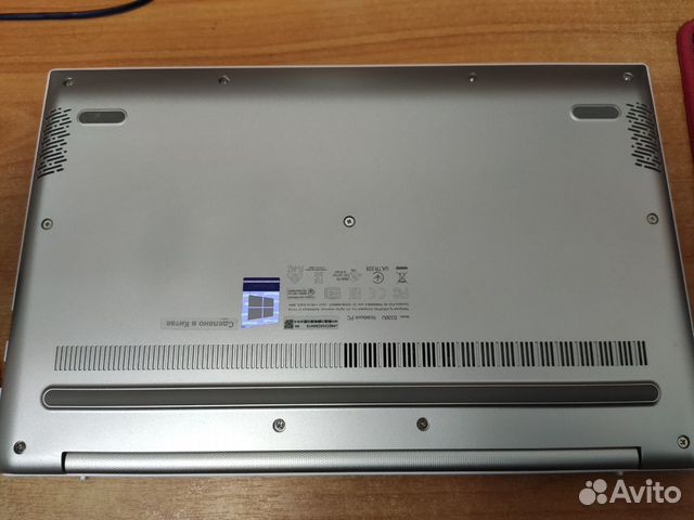 Asus VivoBook S13 S330 (i3 8130U/13.3/MX 150/SSD)