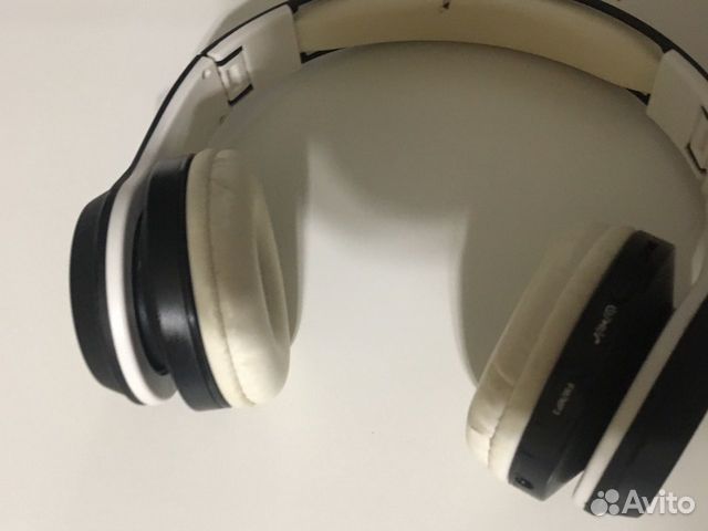Беспроводные наушники beats Беспроводные наушники beats