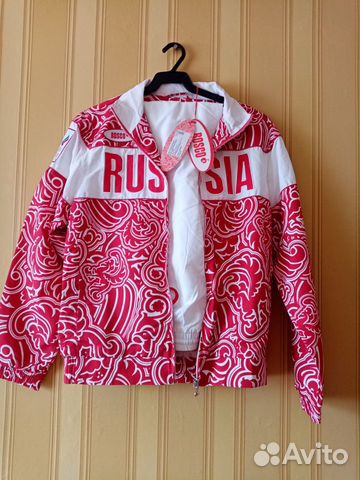 Спортивный костюм Спортивный костюм