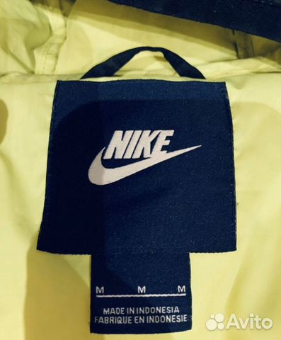 Продаю зимний пуховик мужской Nike оригинал