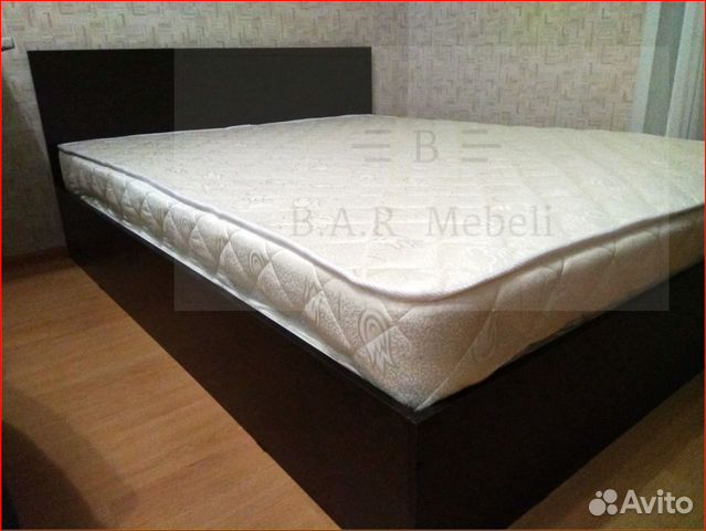 Кровать с матрасом Кровать с матрасом