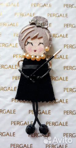 Брошь-куколка Брошь-куколка