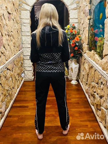 Костюм женский Louis Vuitton Костюм женский Louis Vuitton