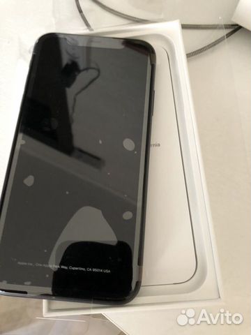 Телефон iPhone 11 128 Телефон iPhone 11 128
