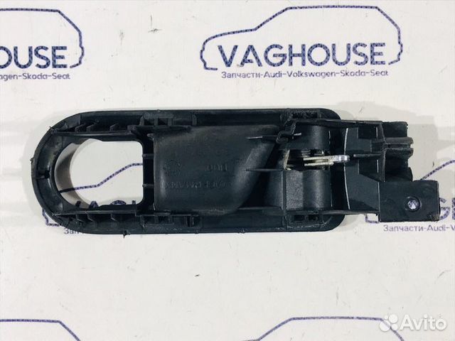 Ручка двери внутренняя левая Volkswagen Passat B5