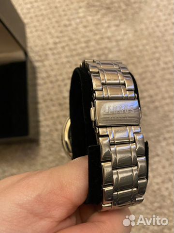 Часы Versace versus Часы Versace versus