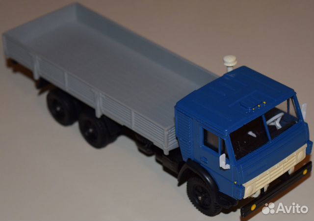 Масштабная модель авт-ля Камаз в масштабе 1/43