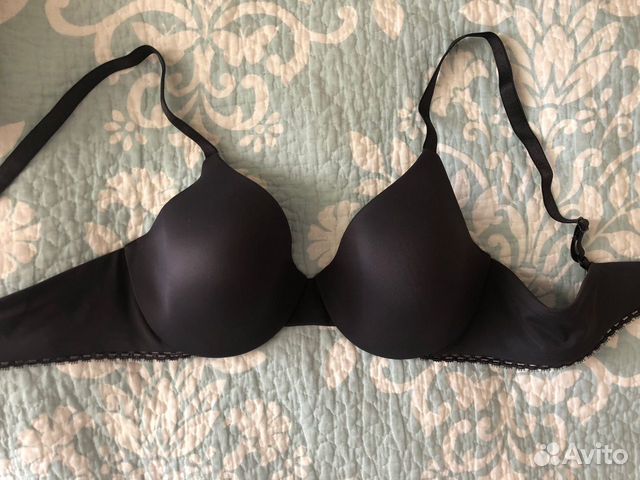 Бюстгальтер Calvin Klein 80B Бюстгальтер Calvin Klein 80B