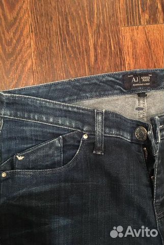 Джинсы Armani