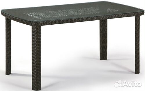 Столы и стулья