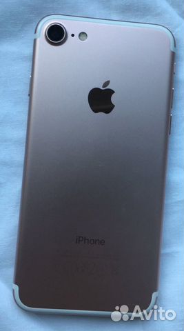 Телефон iPhone 7 Телефон iPhone 7