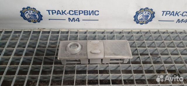 Плафон салонный Renault Magnum E-Tech 440 mack Плафон салонный Renault Magnum E-Tech 440 mack