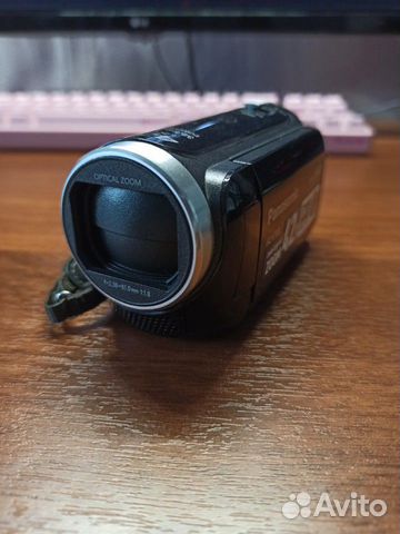 Видеокамера Panasonic HC-V100 Видеокамера Panasonic HC-V100
