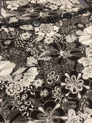 Платье, трикотаж, темно-коричневое,в цветах, р.46 Платье, трикотаж, темно-коричневое,в цветах, р.46